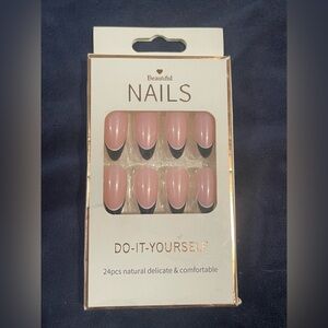 Black French tip press ons